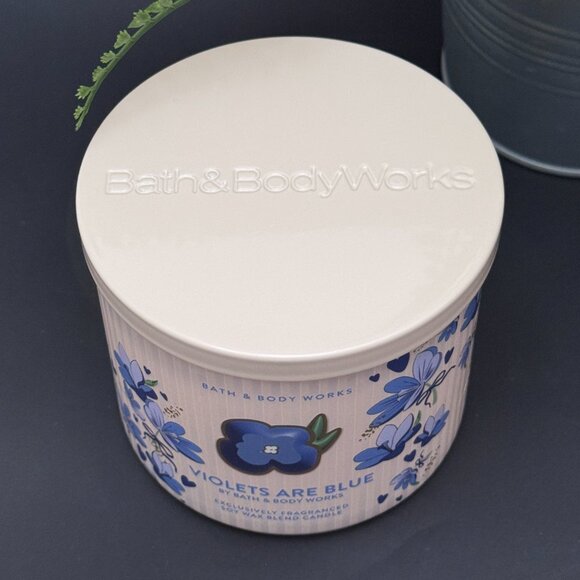 BBW Violets Are Blue Bath & Body Works 3 Wick Candle - Picture 5 of 10